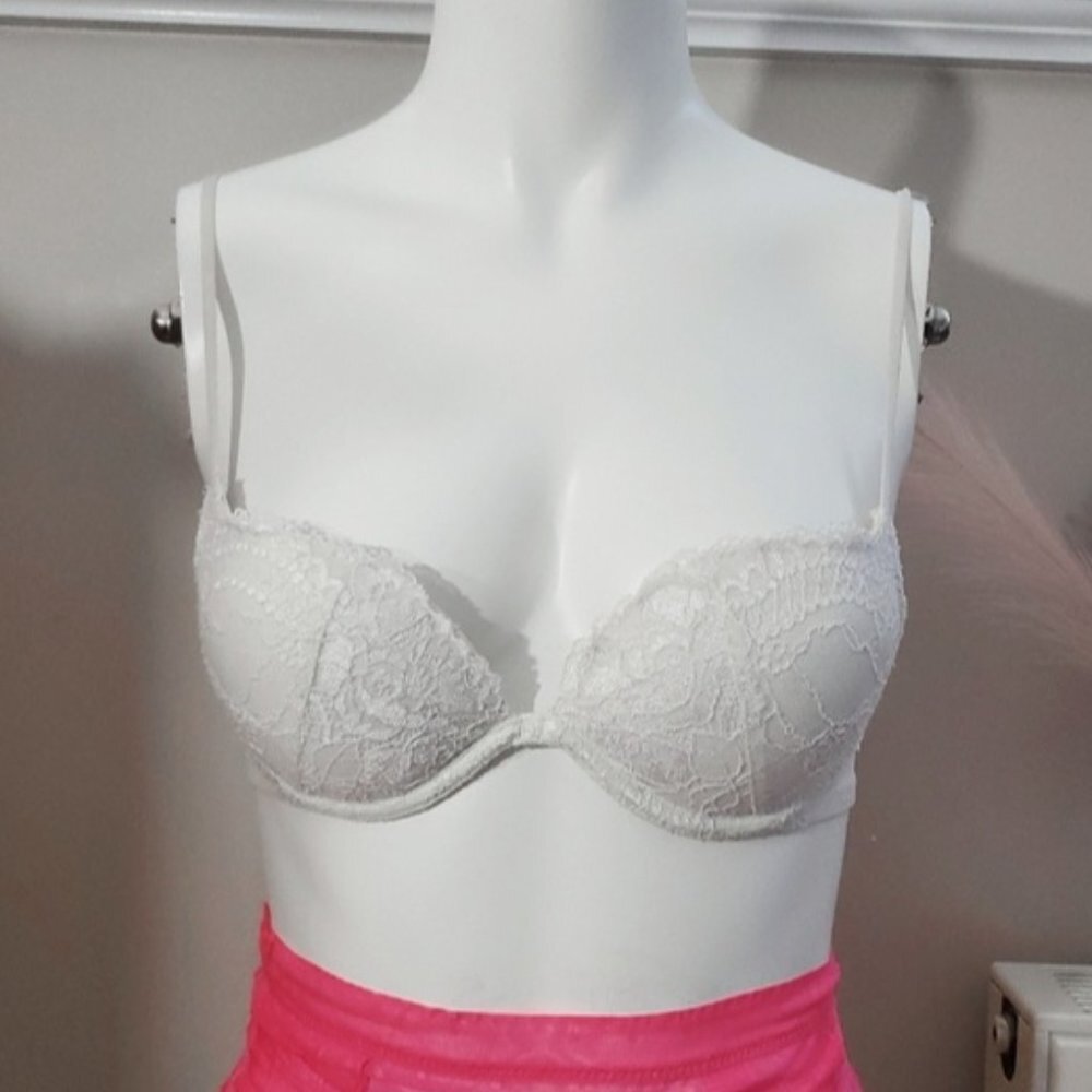 La Senza 6-Way White Lace Pushup Bra- 32B